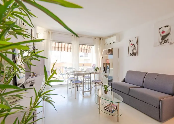 Le Neptune-2 By Interhome *